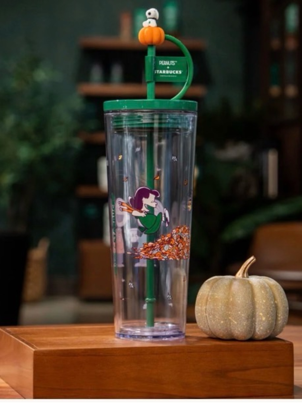 Peanuts x Starbucks The 24-ounce Cold Cup